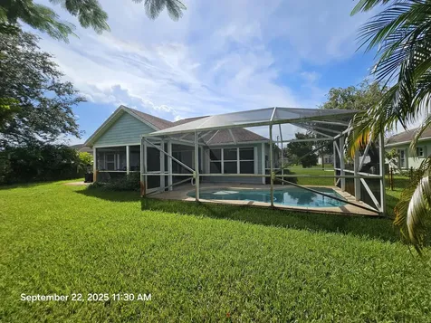 957 Sw Jacqueline Avenue Port Saint Lucie FL 34953