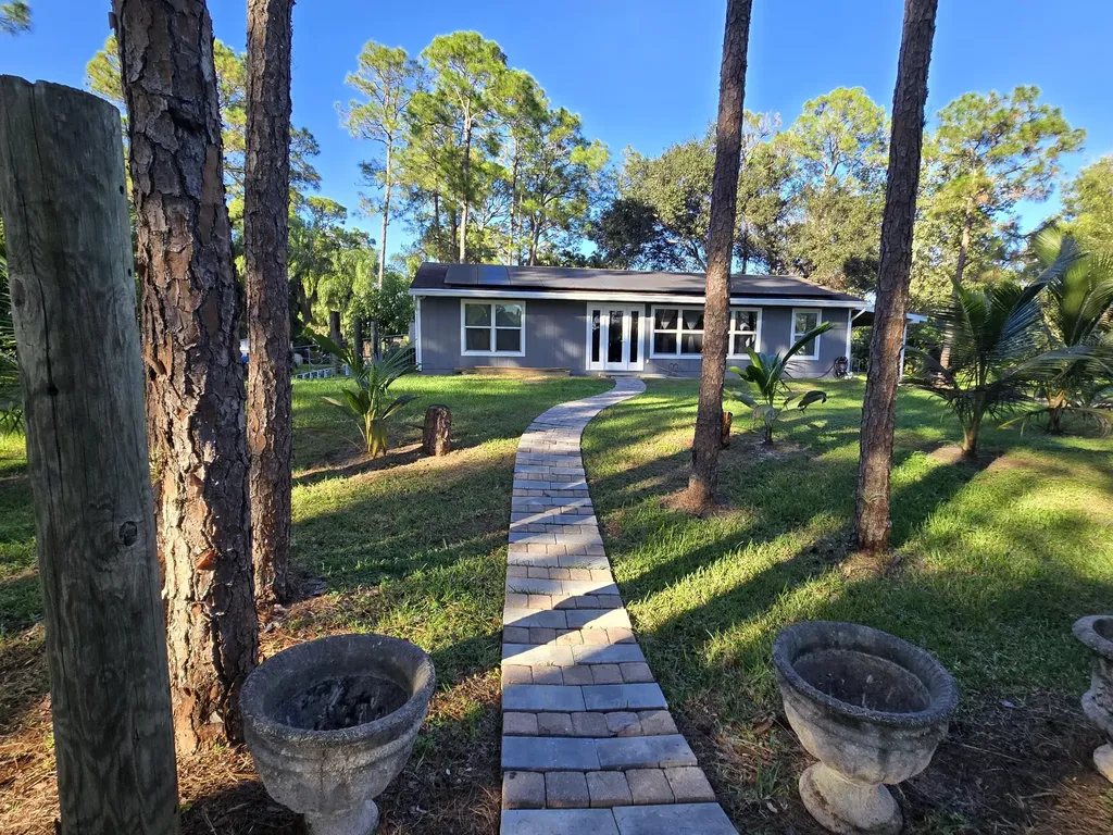 13835 41st Lane West Palm Beach FL 33411