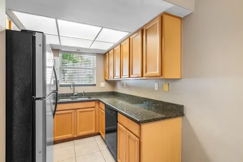 40 Se 13th Street Boca Raton FL 33432