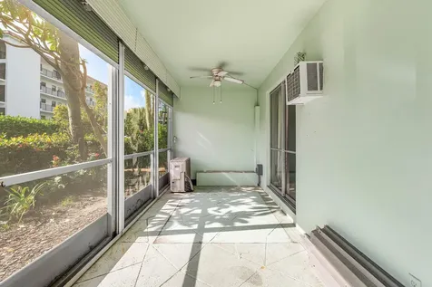 40 Se 13th Street Boca Raton FL 33432
