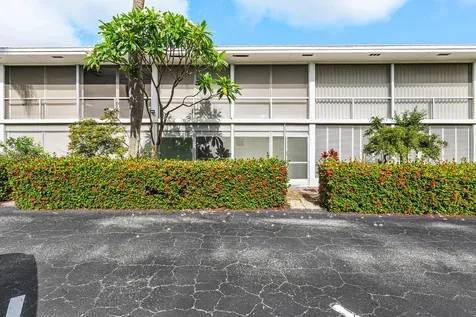 40 Se 13th Street Boca Raton FL 33432