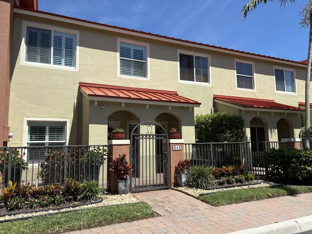 344 Lake Monterey Circle Boynton Beach FL 33426