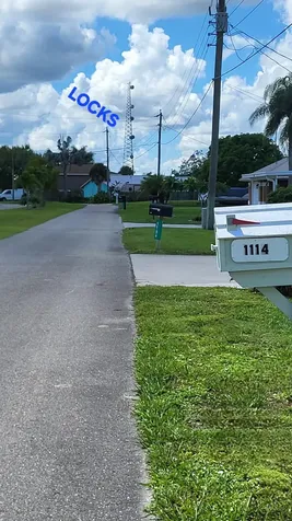 1114 Lisa Lane Okeechobee FL 34974