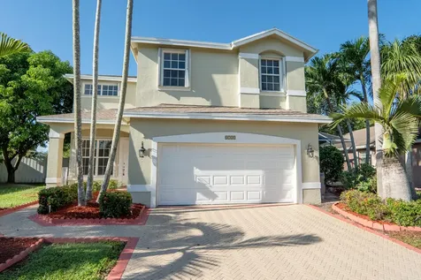 1722 Sawgrass Circle Greenacres FL 33413