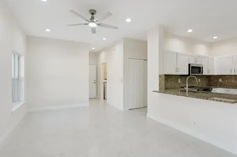 1722 Sawgrass Circle Greenacres FL 33413