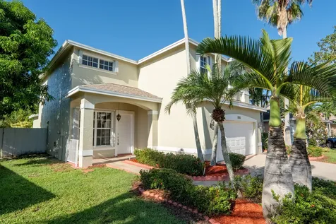 1722 Sawgrass Circle Greenacres FL 33413