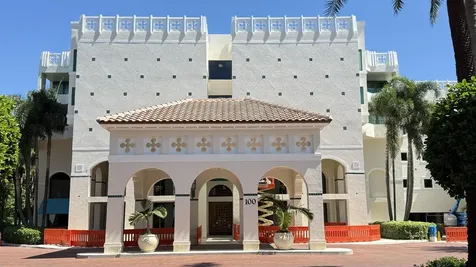 100 SE 5th Avenue Boca Raton FL 33432