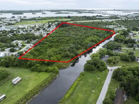 2100 N Us Highway 1 Fort Pierce FL 34945