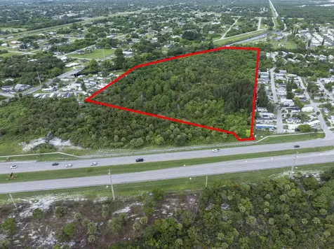 2100 N Us Highway 1 Fort Pierce FL 34945