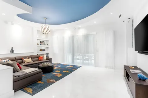 3917 Sw 42nd Avenue Miami FL 33146