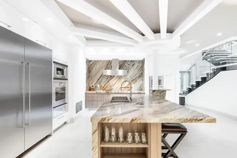 3917 Sw 42nd Avenue Miami FL 33146