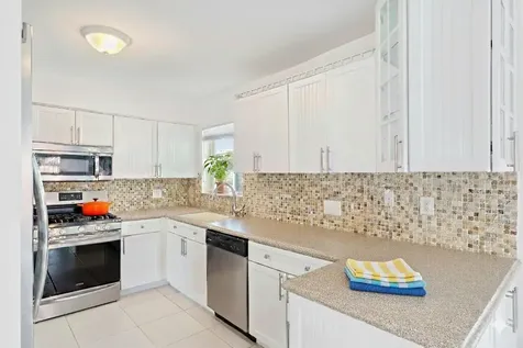 1001 Se 5 Avenue Pompano Beach FL 33060