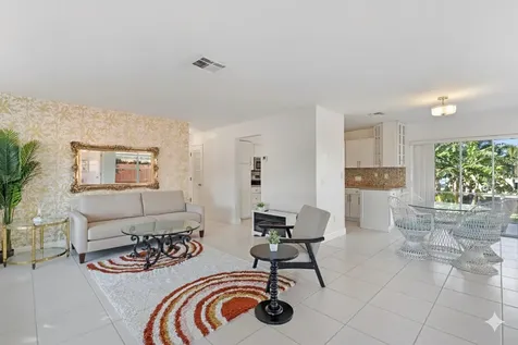 1001 Se 5 Avenue Pompano Beach FL 33060