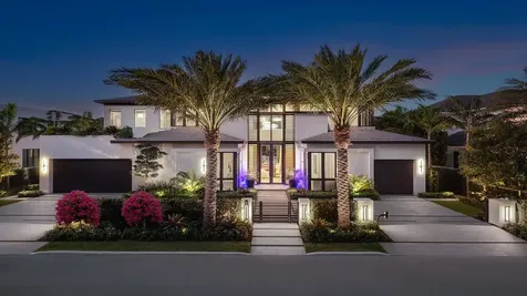 207 W Coconut Palm Road Boca Raton FL 33432
