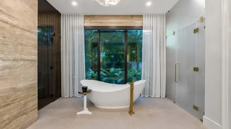 207 W Coconut Palm Road Boca Raton FL 33432