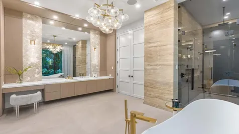 207 W Coconut Palm Road Boca Raton FL 33432