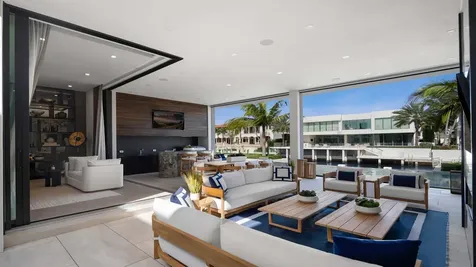 207 W Coconut Palm Road Boca Raton FL 33432