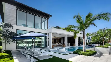 207 W Coconut Palm Road Boca Raton FL 33432