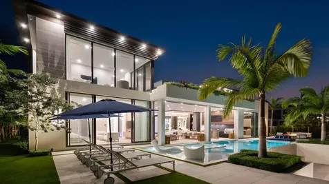 207 W Coconut Palm Road Boca Raton FL 33432