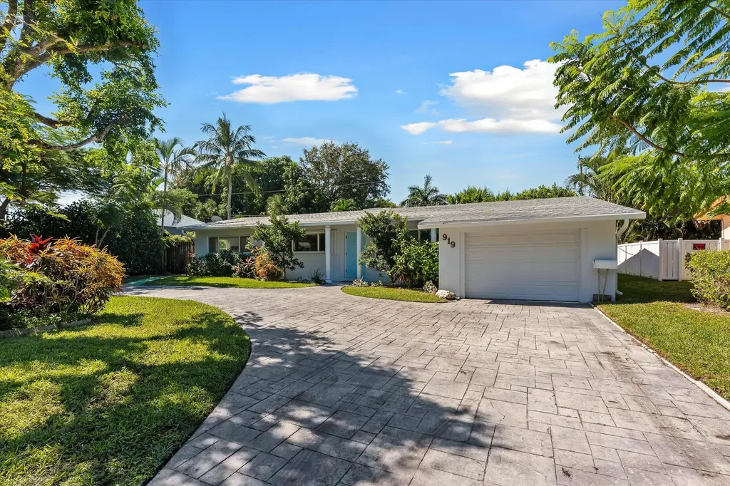 919 Ne 26th Avenue Pompano Beach FL 33062