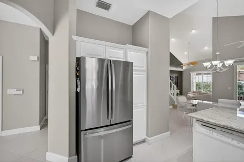 26 Porta Vista Circle Palm Beach Gardens FL 33418