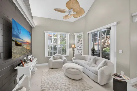 26 Porta Vista Circle Palm Beach Gardens FL 33418