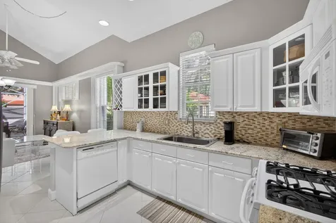 26 Porta Vista Circle Palm Beach Gardens FL 33418