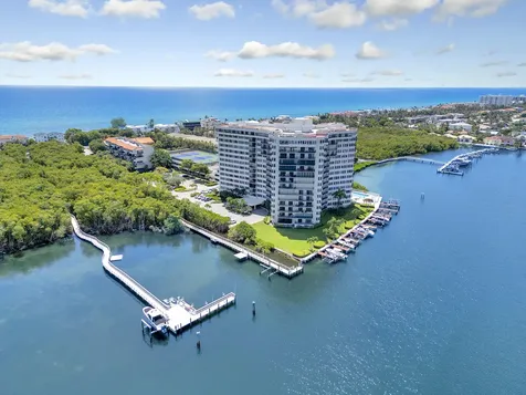 3912 S Ocean Boulevard Highland Beach FL 33487