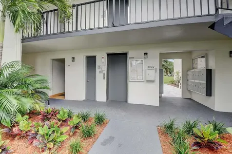 499 Piedmont K Delray Beach FL 33484