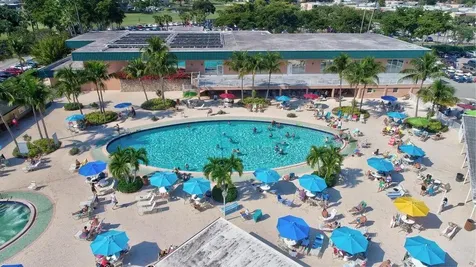 499 Piedmont K Delray Beach FL 33484