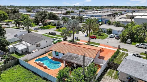 2840 Ne 7th Terrace Pompano Beach FL 33064