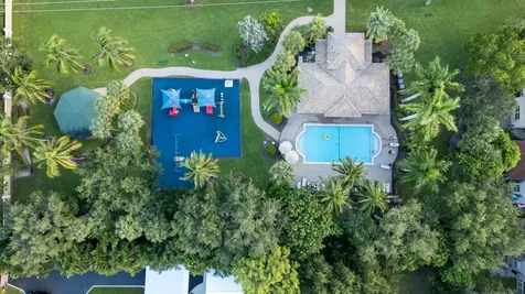 1067 Grove Park Circle Boynton Beach FL 33436