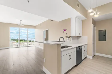 1551 N Flagler Drive West Palm Beach FL 33401