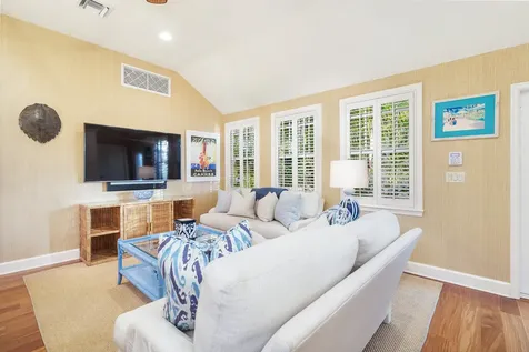 357 Seabreeze Avenue Palm Beach FL 33480