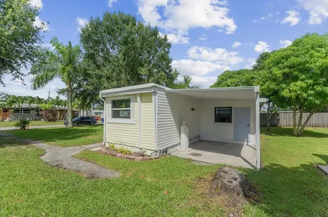 2886 Se La Palma Terrace Stuart FL 34997