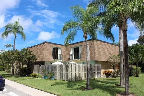 2950 SW 22nd Circle Delray Beach FL 33445