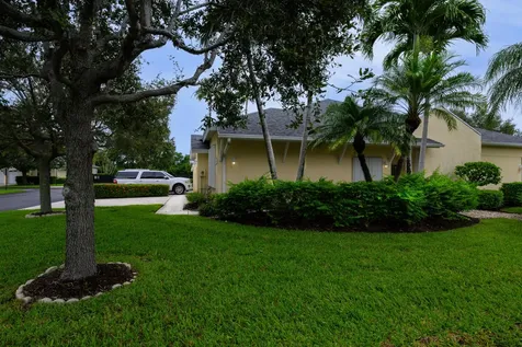 4139 NE Moon River Circle Jensen Beach FL 34957
