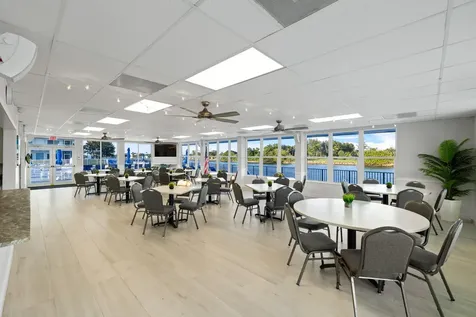 2420 S Federal Highway Boynton Beach FL 33435