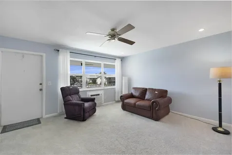 2420 S Federal Highway Boynton Beach FL 33435