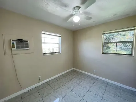 1360 10th Street West Palm Beach FL 33401