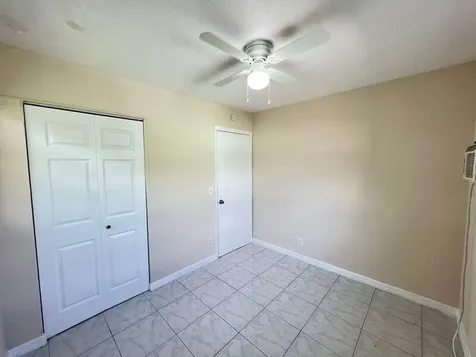 1360 10th Street West Palm Beach FL 33401