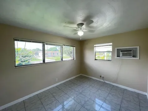 1360 10th Street West Palm Beach FL 33401