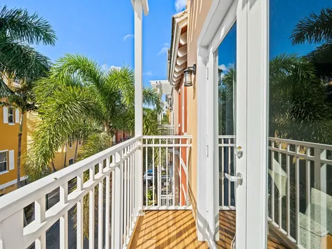 2331 Vintage Drive Lighthouse Point FL 33064