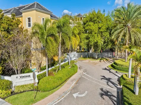 2331 Vintage Drive Lighthouse Point FL 33064