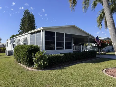 1693 Sw 35th Circle Okeechobee FL 34974