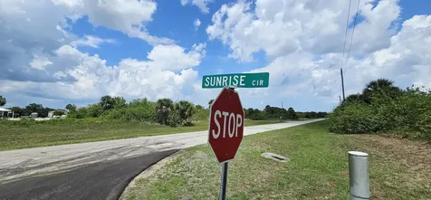 8055 Sunrise Circle LaBelle FL 33935