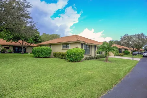 4580 Laurel Tree Road Boynton Beach FL 33436