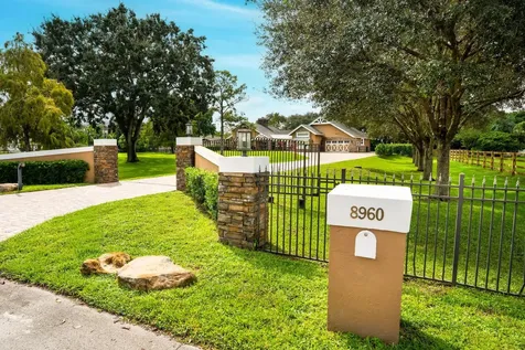 8960 Nw 68th Court Parkland FL 33067