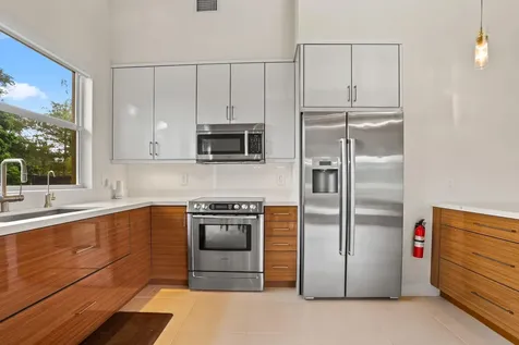 8960 Nw 68th Court Parkland FL 33067