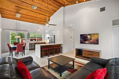 8960 Nw 68th Court Parkland FL 33067